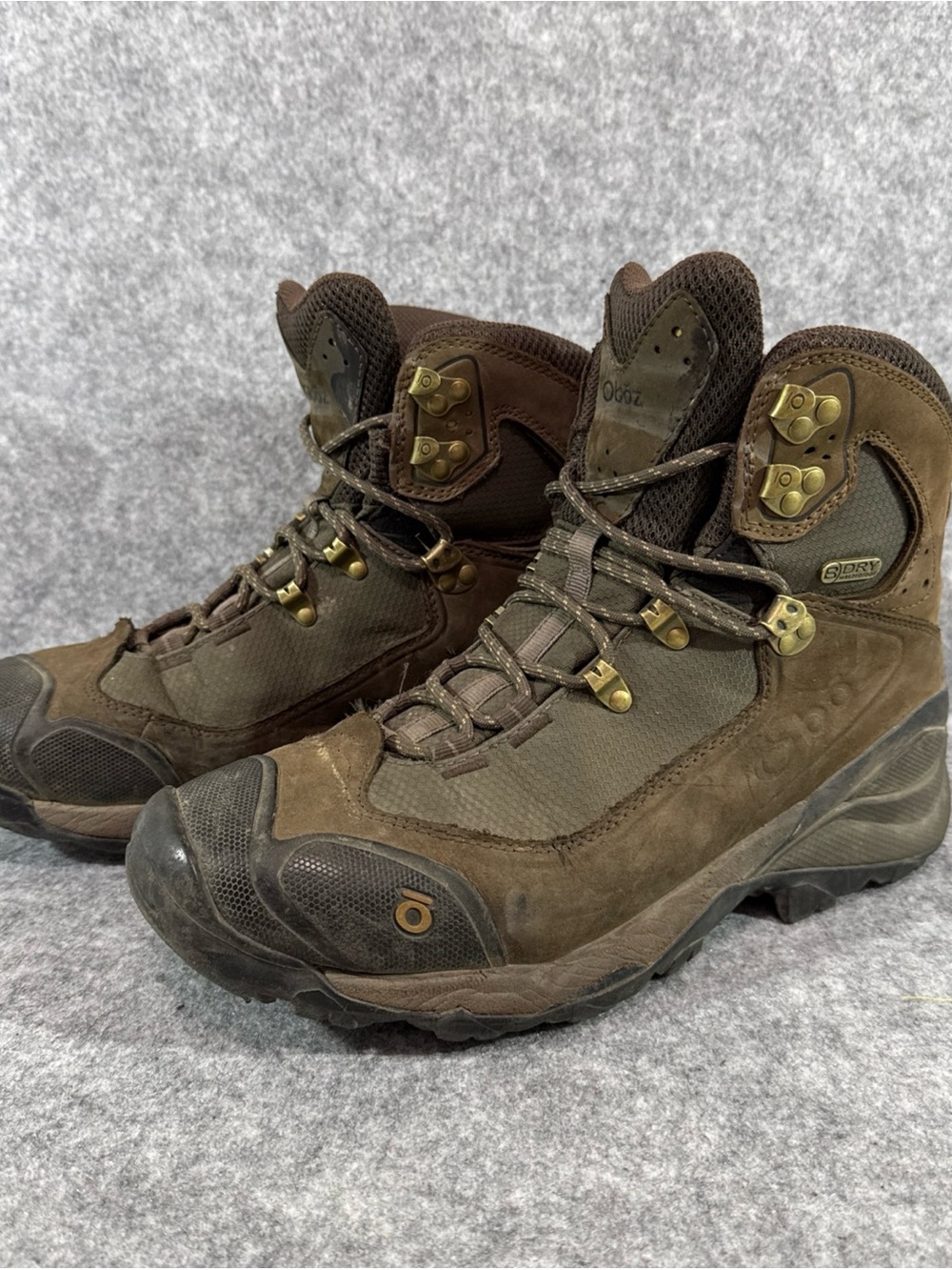 Oboz B Dry Hiking Boots - Mens 9 - Outdoor Walking Hunting Rugged Fishing Trail